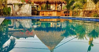 Island Garden Huts & Yoga Shala