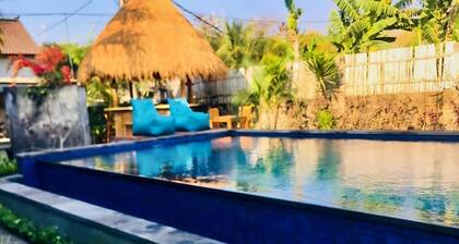 Island Garden Huts & Yoga Shala