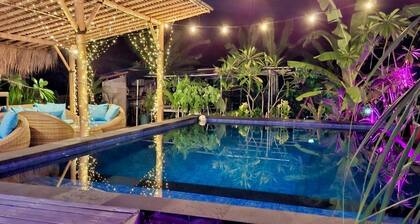 Island Garden Huts & Yoga Shala