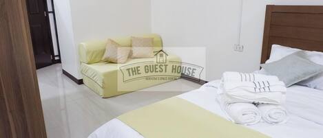 1 camera, Wi-Fi, lenzuola