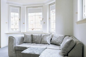 Basic Apartment, Multiple Beds | Living area - Snug & Serene 2BD Flat - Roseburn (Edinburgh)