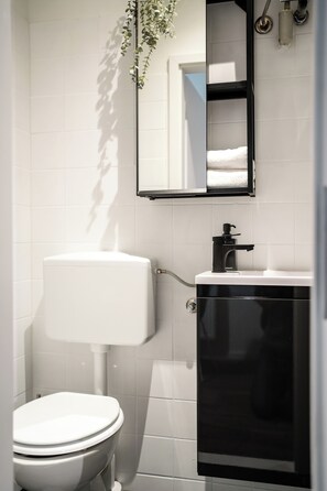 익스클루시브 아파트 | 욕실 | 샤워 시설, 타월