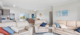 Bryant Blue 10 Bryant Crescent, Goolwa Beach