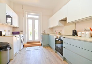 Fridge, oven, dishwasher, electric kettle