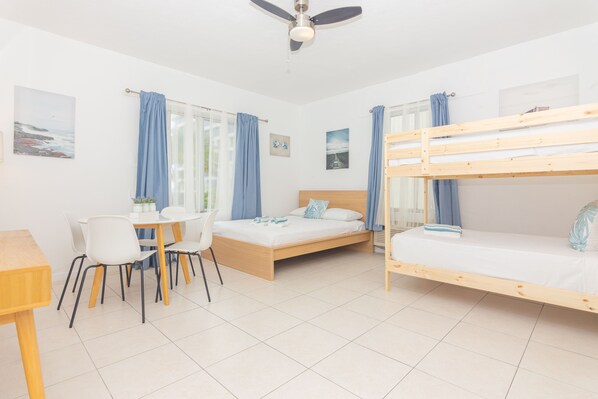 Deluxe Apartment (Ocean Villa n201) | Iron/ironing board, free WiFi - GA Ocean Villa  (Miami Beach)