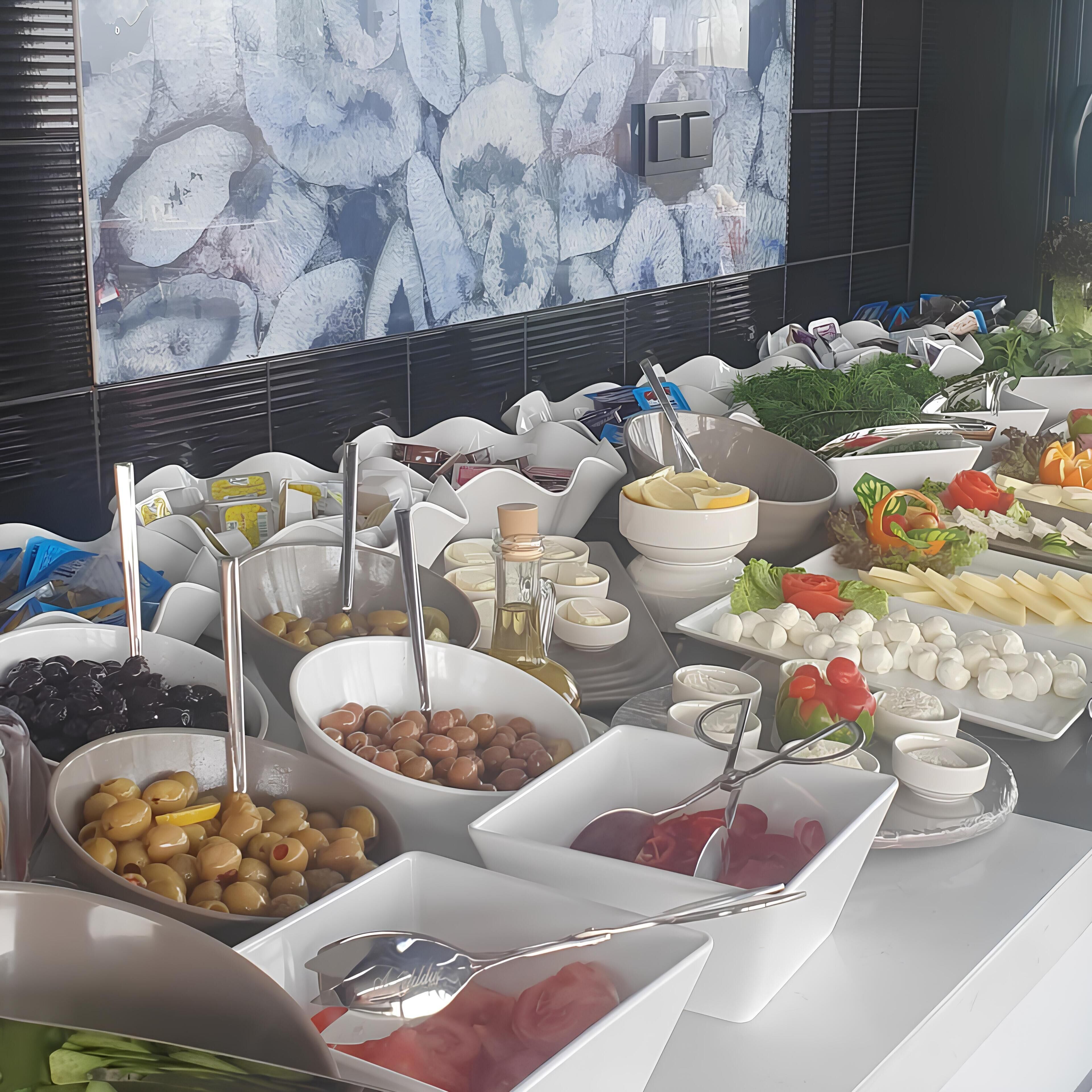 Photo - İn The Middle Hotel