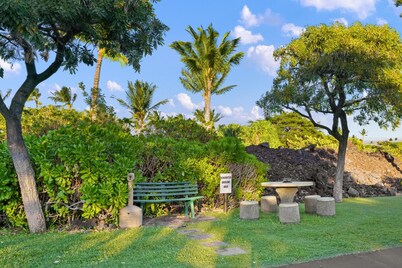Big Island Waikoloa Colony Villas 1206 2 Bedroom Condo