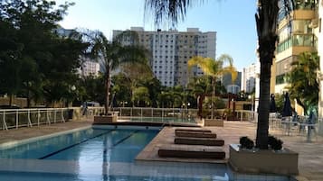 Apartamento básico | Piscina | Piscina externa, piscina aquecida