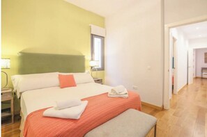 2 habitaciones, escritorio y insonorización