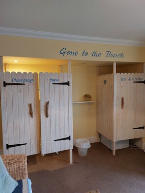 Superior Double or Twin Room (1 B) | Desk, soundproofing, iron/ironing board, free WiFi - Patricks Boathouse (Swansea)