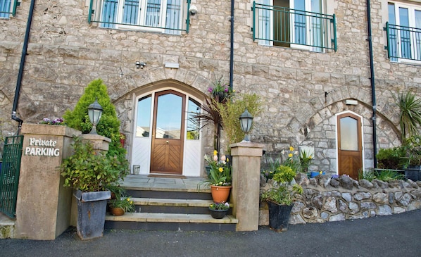 Fachada del alojamiento