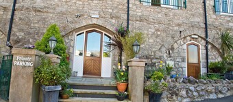 패트릭스 보트하우스