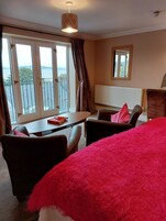 华丽双人房或双床房 (4 B) | 办公桌、熨斗/熨衣板、免费 WiFi