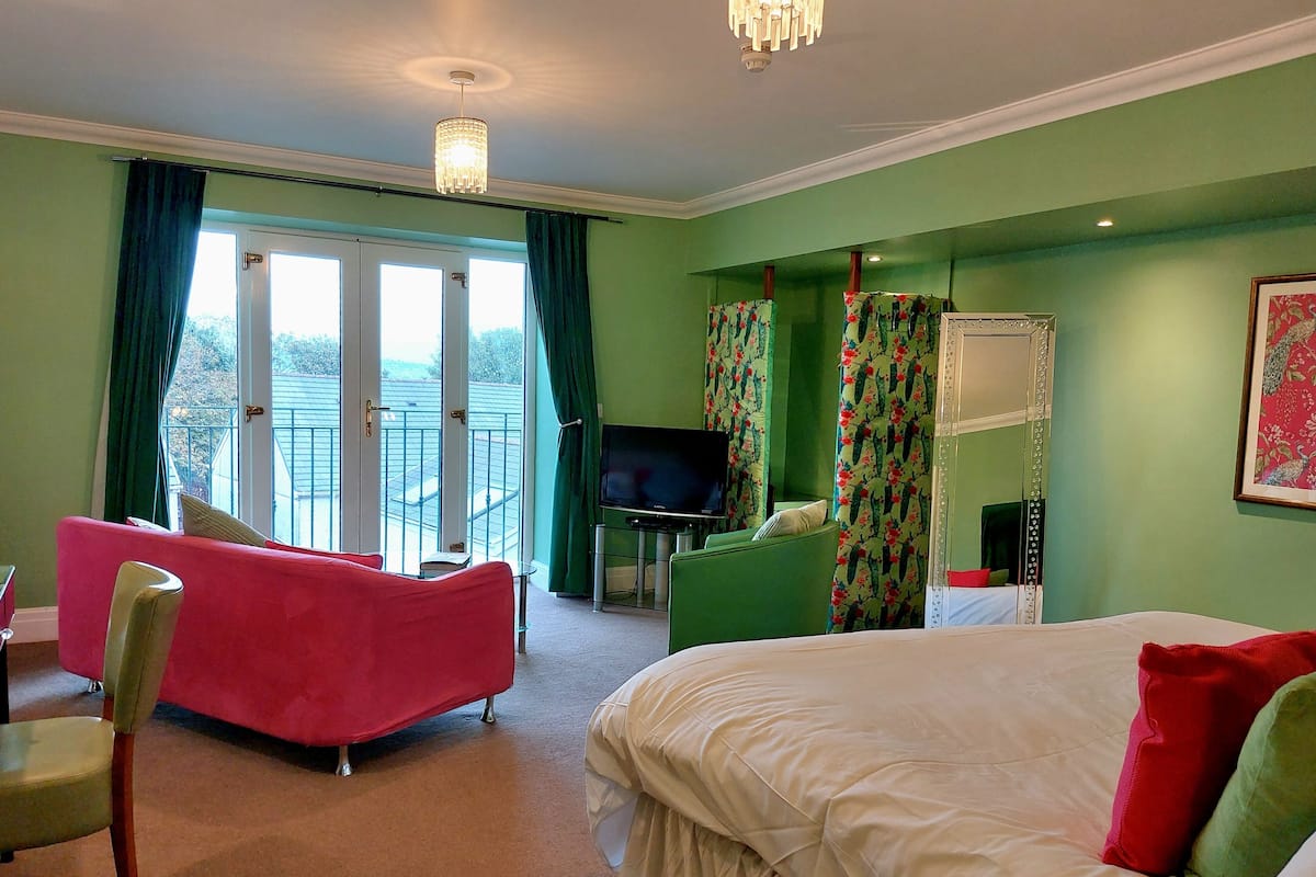 Superior-Doppel- oder -Zweibettzimmer (1 B)