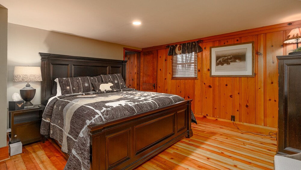 Cozy Secluded Cabin Retreat 30Ac. Horse & Pony Ranch with Pool • River ...