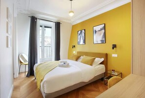 2 chambres, fer et planche à repasser, lit parapluie, Wi-Fi gratuit