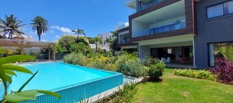 Beautiful family apartment at Pointe aux Canonniers