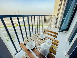 Dining - Green community Tennis, streetball 15 mins sea (Dubai)