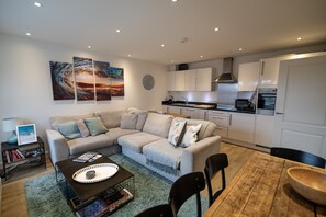 Smart TV - 2 bed flat in Wandsworth/Balham modern/spacious light -boutique hotel experience (London)