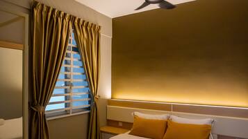 3 habitaciones, tabla de planchar con plancha, wifi y ropa de cama