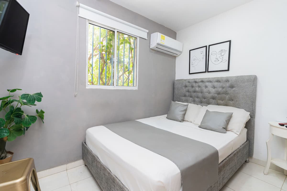 Family Apartment | Individually decorated, individually furnished, desk, free WiFi