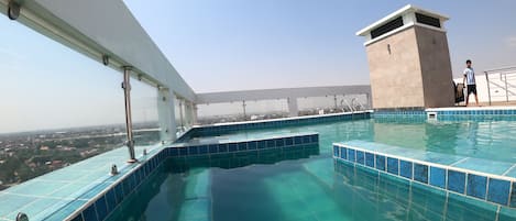 Utomhuspool