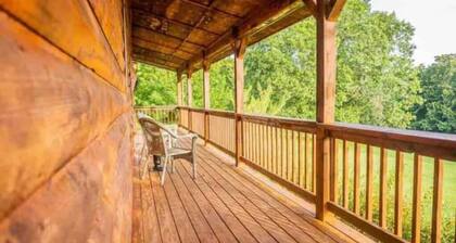 LakeFront - 15’ Theater Screen - Kayaks - 4Acres -FirePit