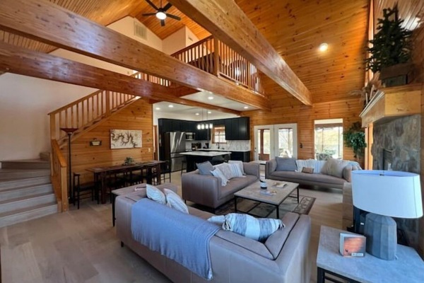 Televisor i llar de foc