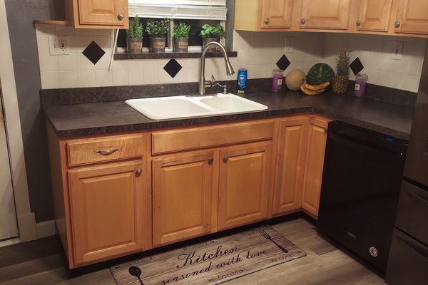 Microondas, horno, placa de cocina, lavavajillas