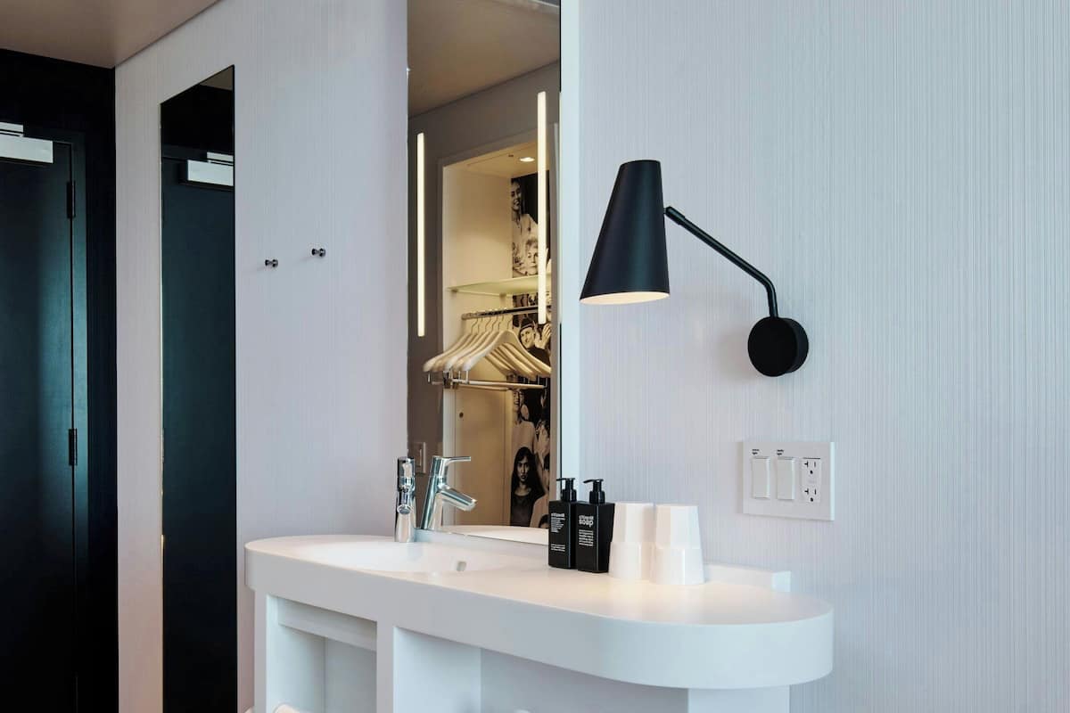 Premium bedding, pillowtop beds, in-room safe, desk