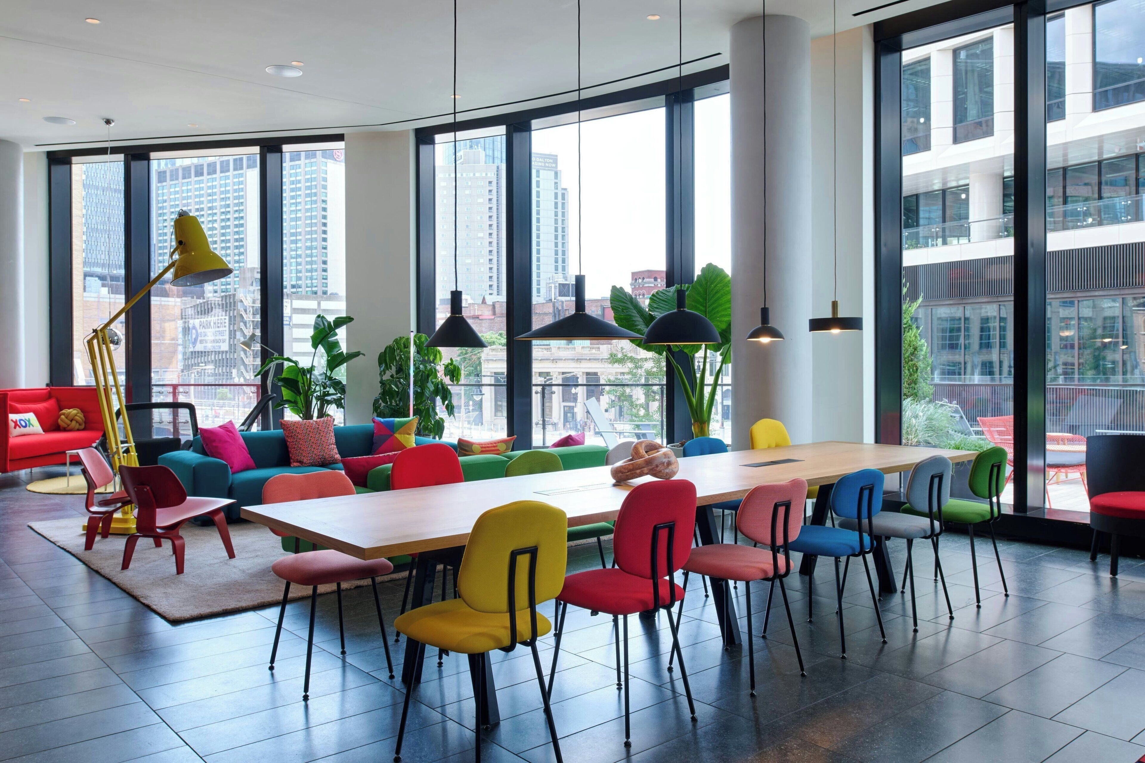 Lobi dinlenme salonu