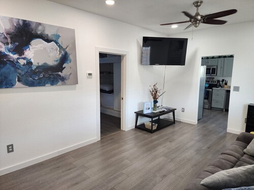 Fishermen & Hunter's Paradise, Pet Friendly. Close to boat launches
