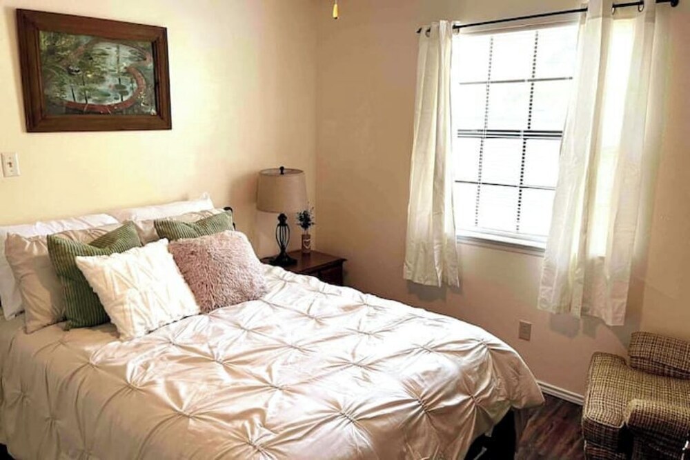 Family home close to Texas A&M College Station Vrbo