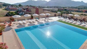 Apartment, 2 Bedrooms, Balcony | Pool