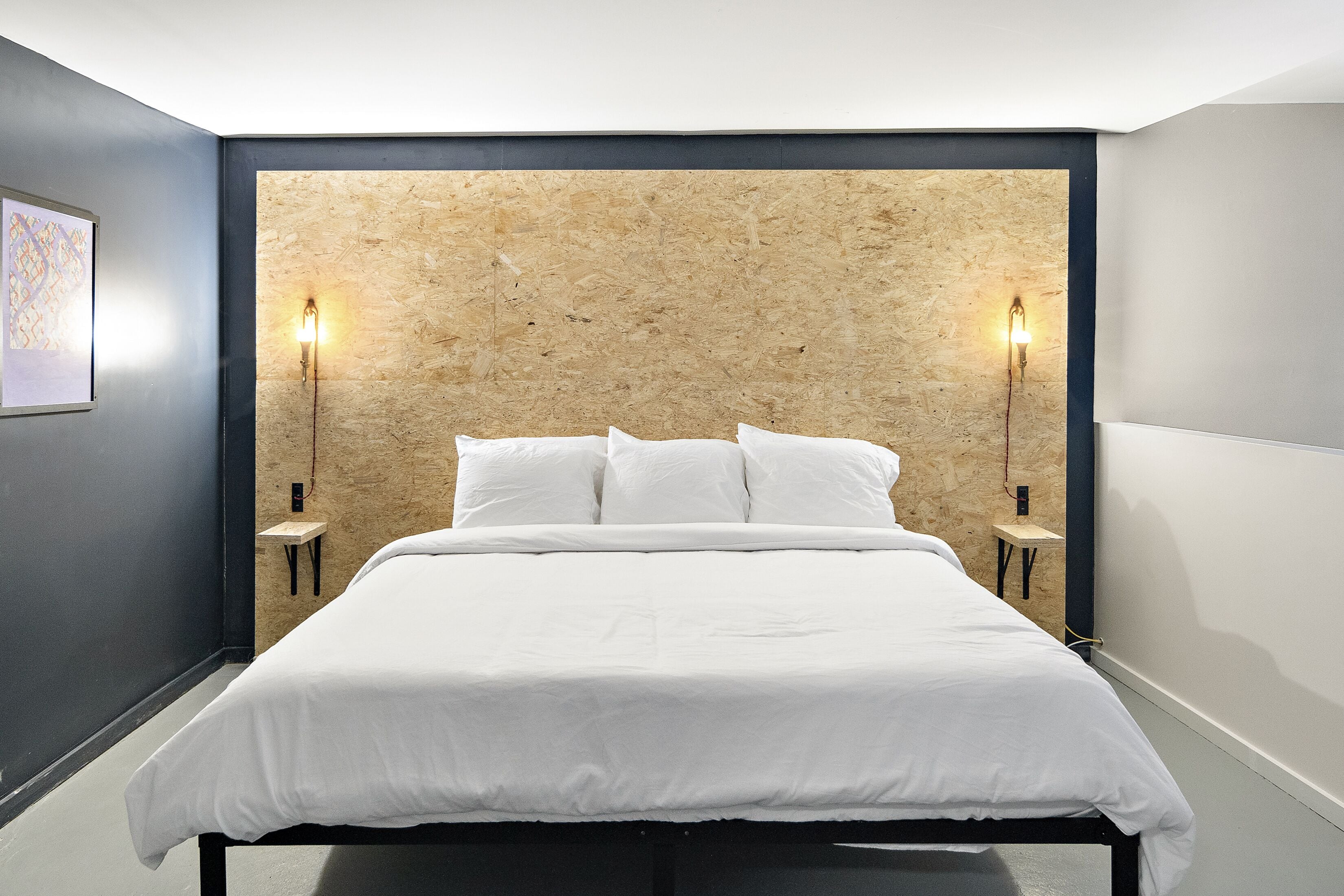 Egyptian cotton sheets, premium bedding, memory foam beds, desk