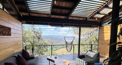 Mi Refugio Nordico, Cabaña en lo Alto de una Colina con Vista al Lago