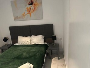 1 bedroom, iron/ironing board, free WiFi, bed sheets