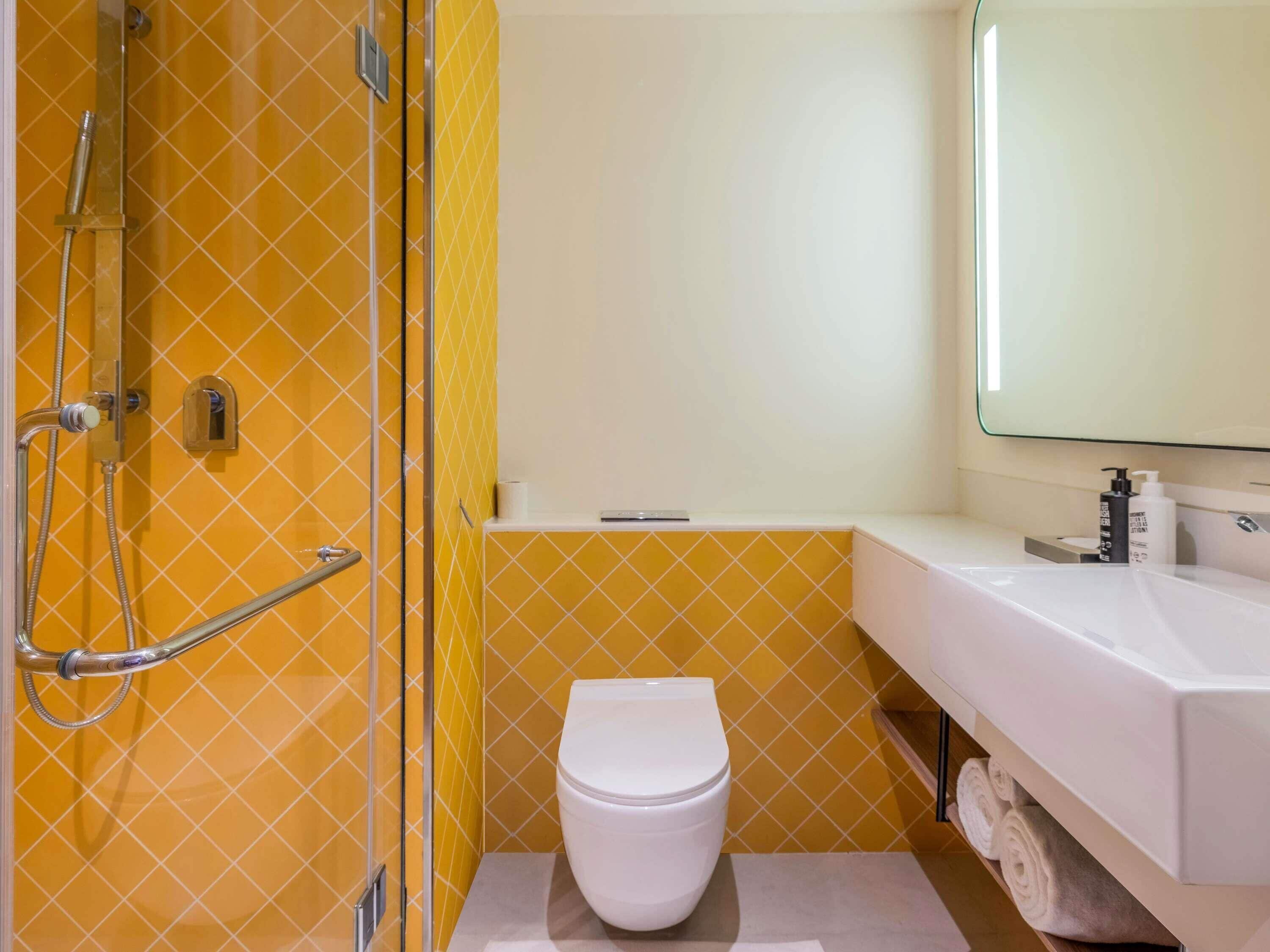 Minibar, in-room safe, individually furnished, desk