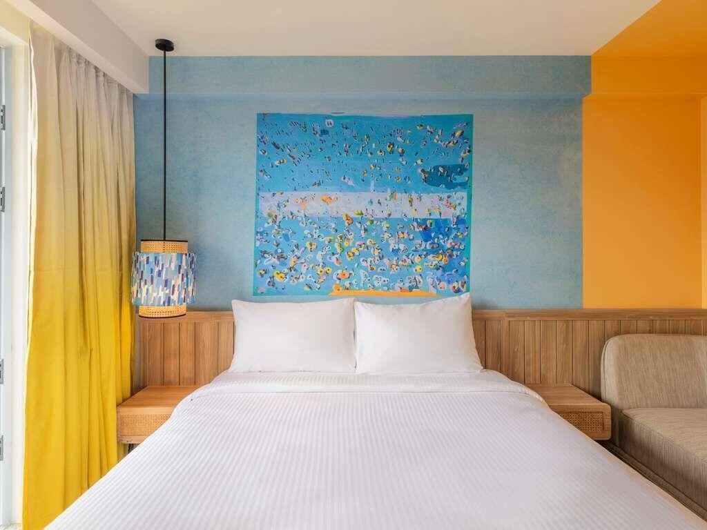 Standardzimmer, 1 Doppelbett | Minibar, Zimmersafe, individuell eingerichtet, Schreibtisch