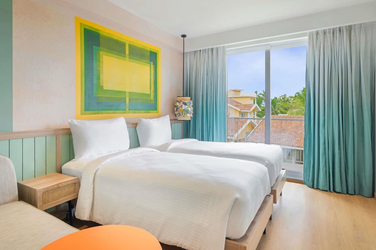 Minibar, in-room safe, individually furnished, desk