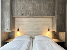 Studio Apartment with Kitchen | Soundproofing, free WiFi, bed sheets