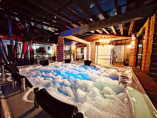 Casa con 4 habitaciones a 10 minutos del poblado