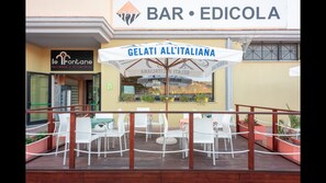 Apartment, 2 Bedrooms, Balcony | Outdoor dining