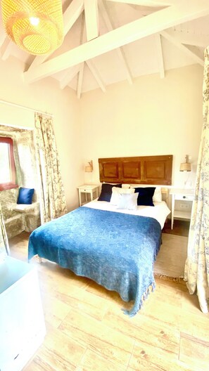 3 bedrooms, iron/ironing board, travel cot, free WiFi