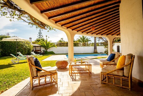 Sea View, Heatable Pool & BBQ – Galé