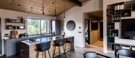 Basic House | Private kitchen