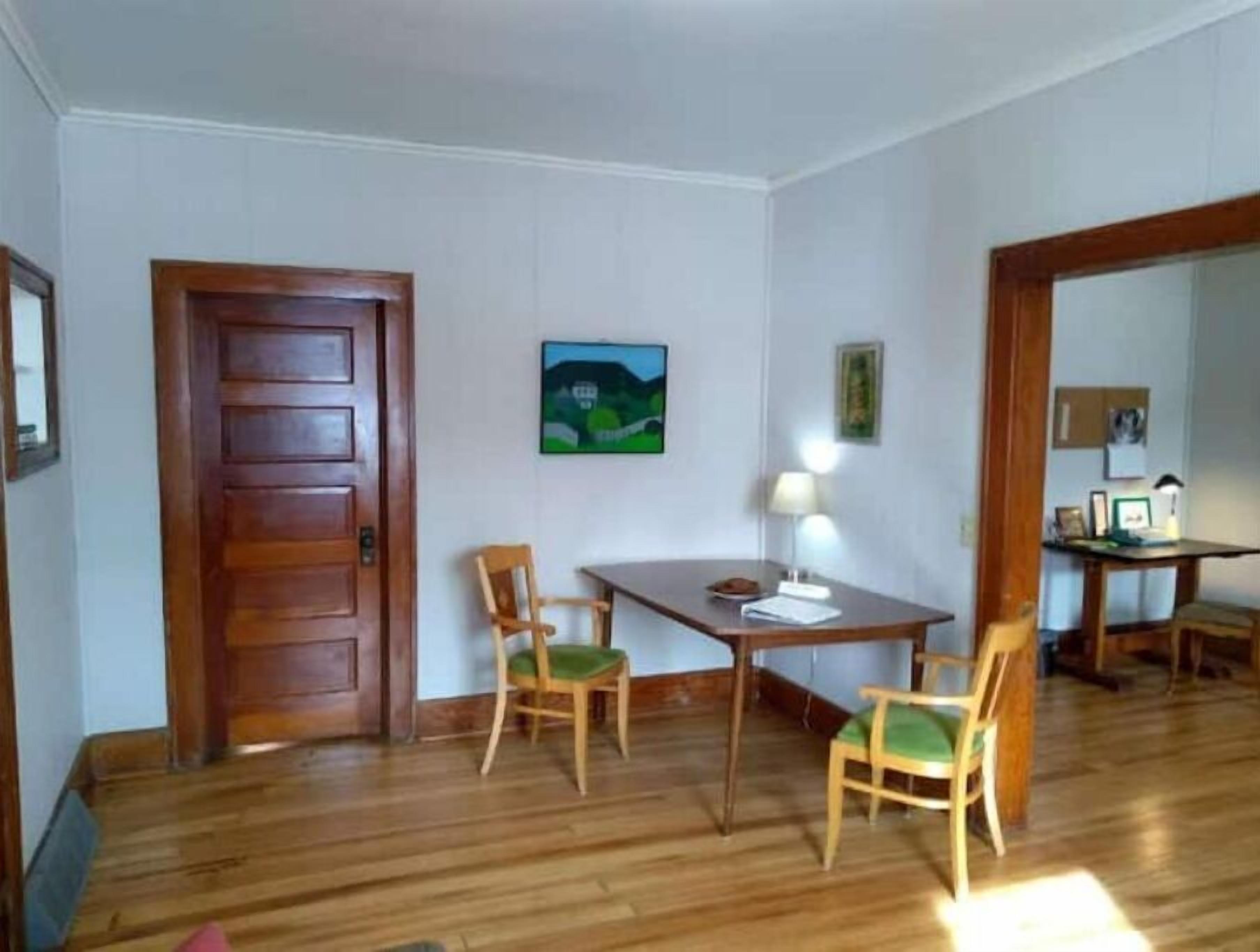 The Shopkeeper's Apartment in Yuba