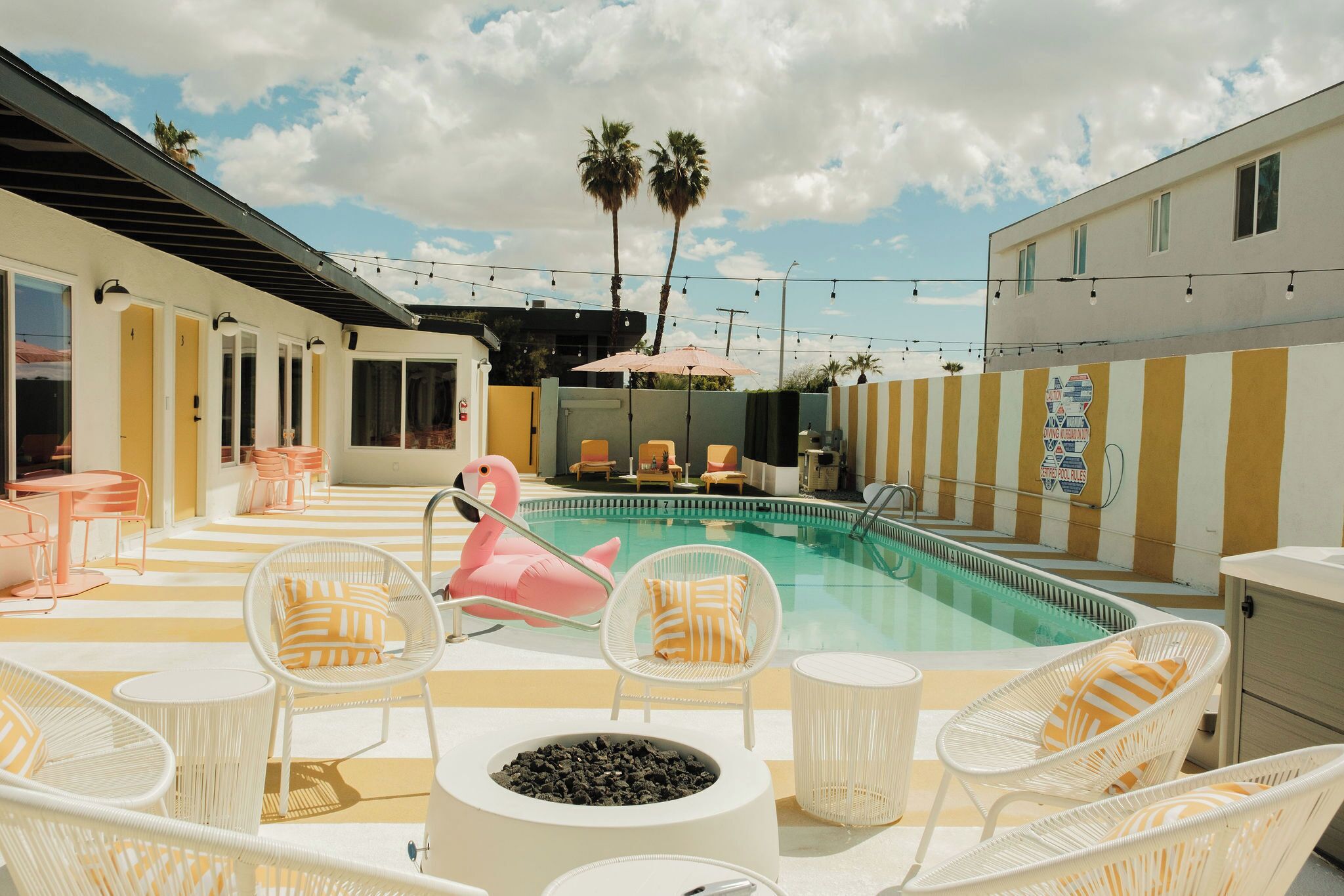 Casa adossada destacada | Terrassa o pati