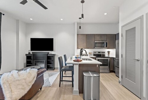 The Gatsby Getaway, Downtown LEX