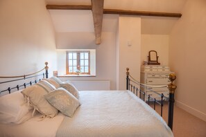 1 chambre, bureau, fer et planche à repasser, Wi-Fi gratuit